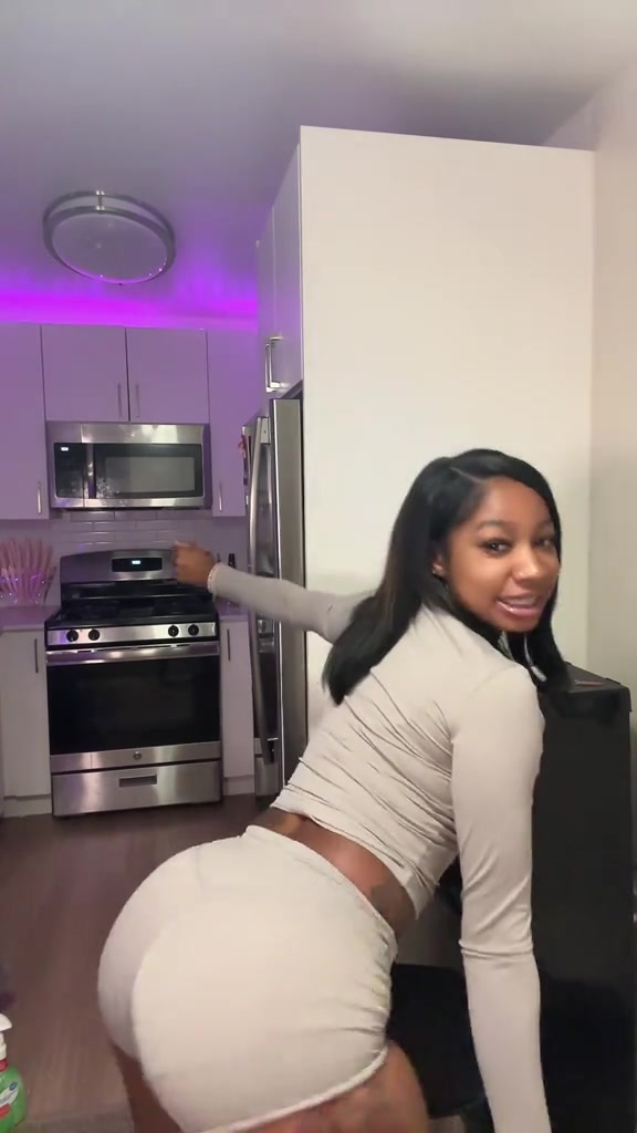 Cooking with kya Video Sex Scandal Hot Porn