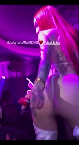 Bhad bhabie Stripdance and Twerking at club onlyfans trending