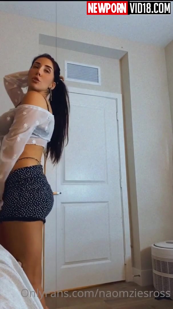 Naomi Ross onlyfans video nude show body is so hot