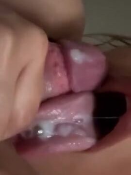 Atowerss HOT Sextape Blowjob Cumshot In Mouth